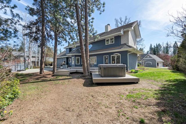 2010 E OVERBLUFF Ct, Spokane, WA 99203