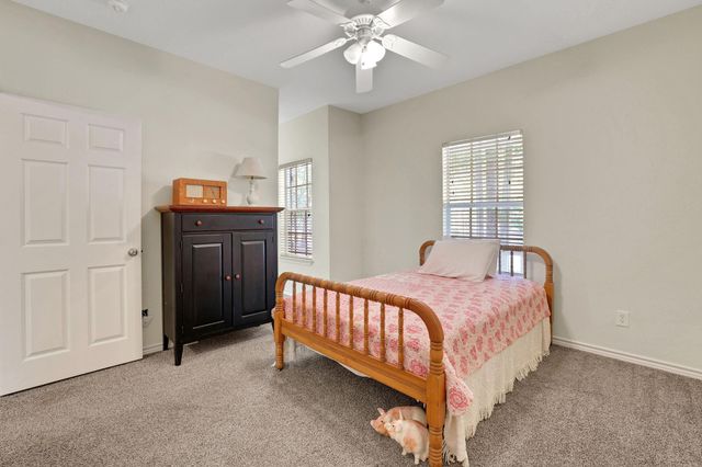 221 Lake Grove Drive, Coldspring, TX 77331