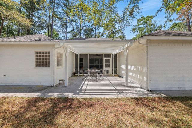 221 Lake Grove Drive, Coldspring, TX 77331