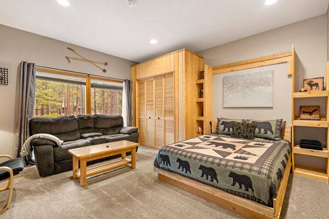 17039 Cooper Drive, Bend, OR 97707