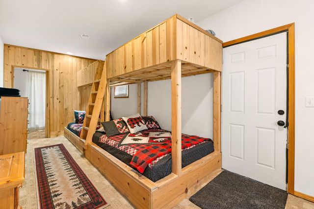 17039 Cooper Drive, Bend, OR 97707