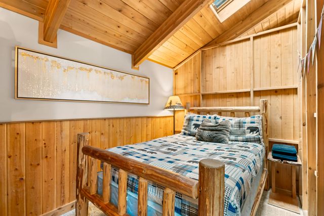 17039 Cooper Drive, Bend, OR 97707