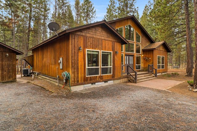 17039 Cooper Drive, Bend, OR 97707