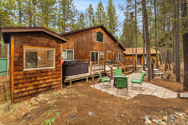 17039 Cooper Drive, Bend, OR 97707