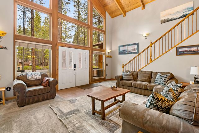 17039 Cooper Drive, Bend, OR 97707