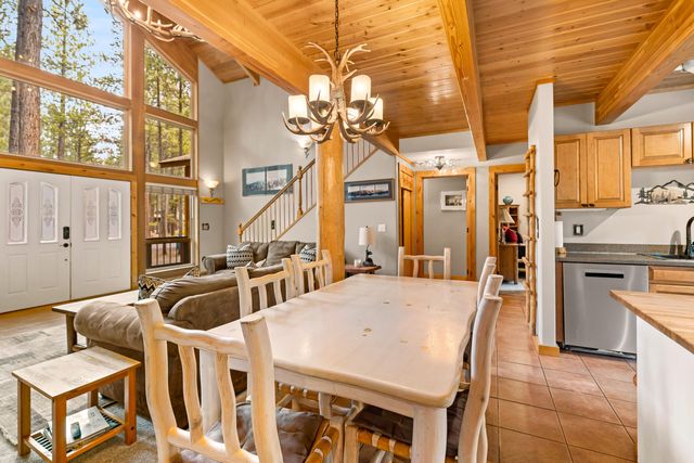 17039 Cooper Drive, Bend, OR 97707