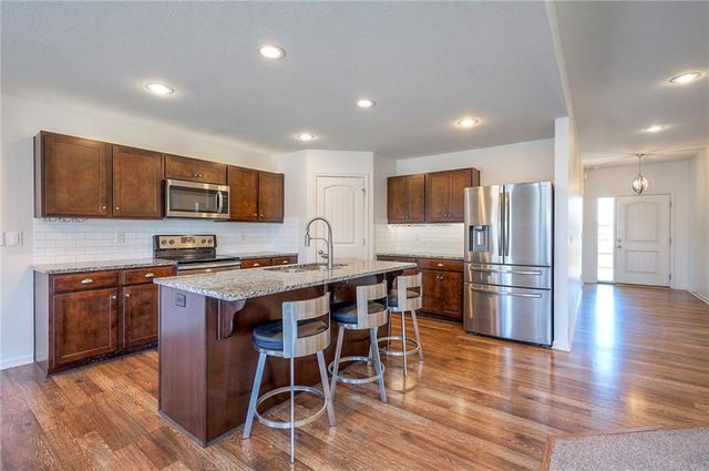 1817 Prairie Grass Drive, Raymore, MO 64083