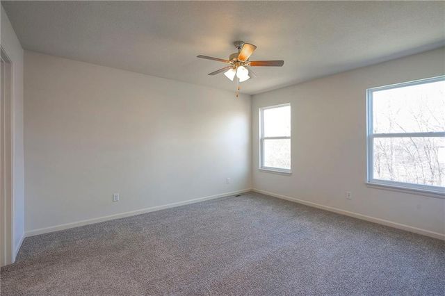 1817 Prairie Grass Drive, Raymore, MO 64083