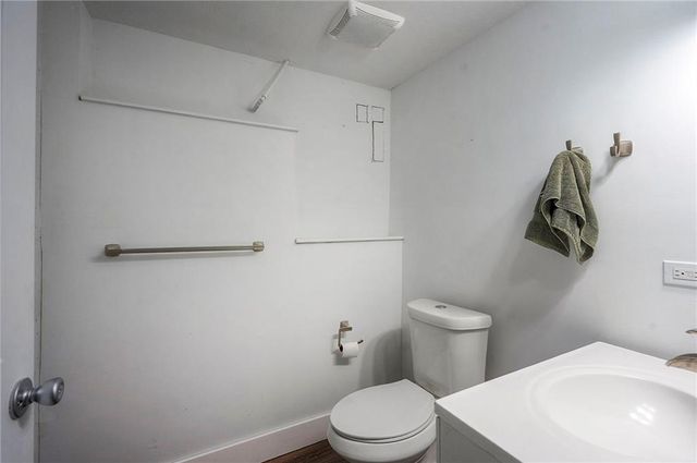 1817 Prairie Grass Drive, Raymore, MO 64083