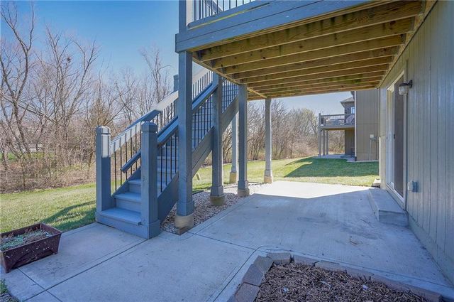 1817 Prairie Grass Drive, Raymore, MO 64083
