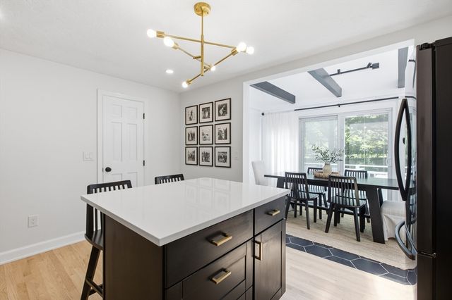 2 Captiva Rd C, Walpole, MA 02081