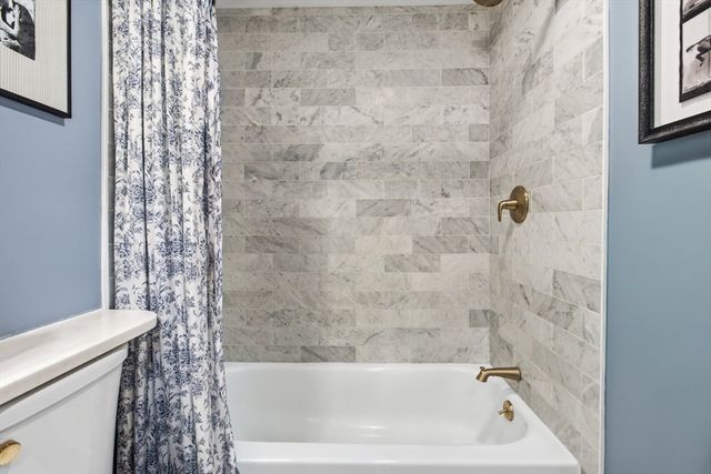 2 Captiva Rd C, Walpole, MA 02081