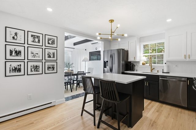 2 Captiva Rd C, Walpole, MA 02081
