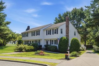 2 Captiva Rd C, Walpole, MA 02081