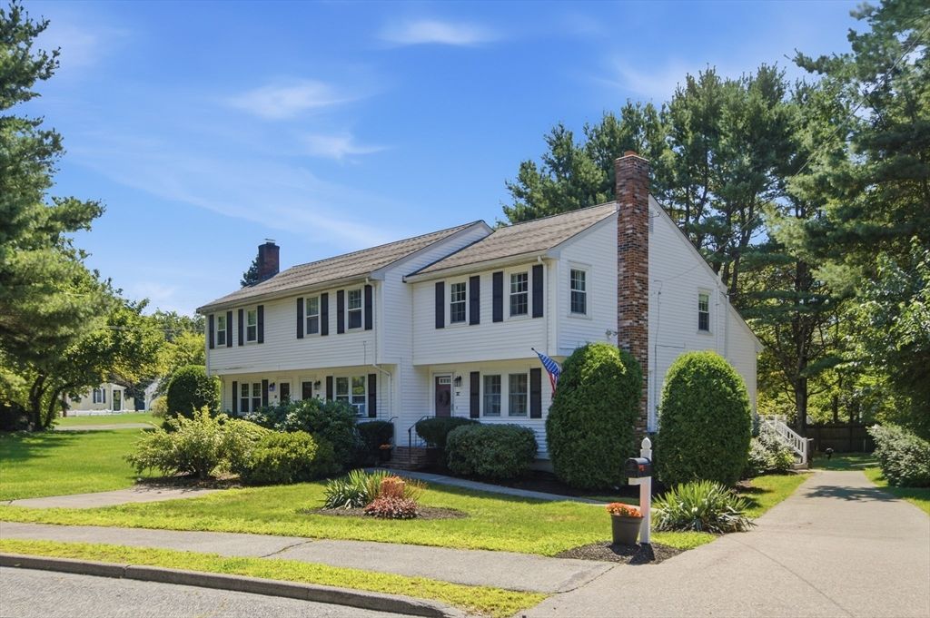 2 Captiva Rd C, Walpole, MA 02081