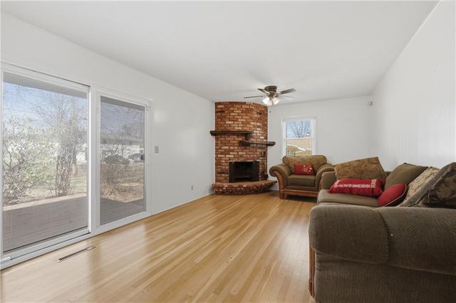 7316 Cedar Avenue, Raytown, MO 64133