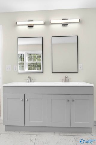 100 Norwood Drive, Rainbow City, AL 35906