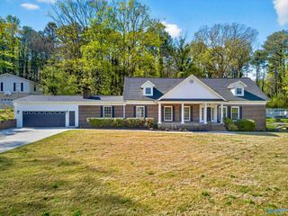 100 Norwood Drive, Rainbow City, AL 35906