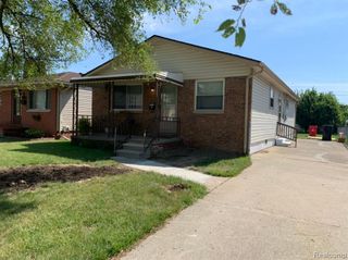 25380 Blair Street, Roseville, MI 48066