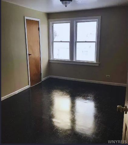 246 Carl Street, Buffalo, NY 14215