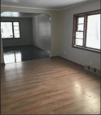 246 Carl Street, Buffalo, NY 14215