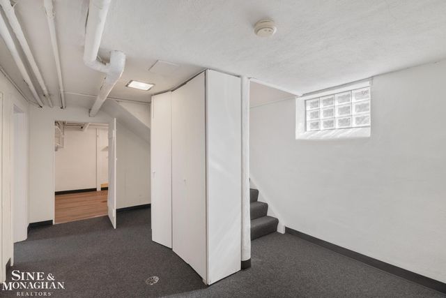 432 Calvin Avenue, Grosse Pointe, MI 48236