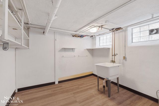 432 Calvin Avenue, Grosse Pointe, MI 48236