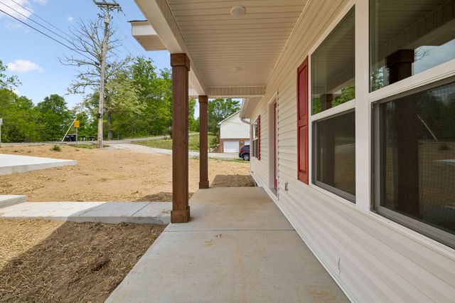 553 Skyview Dr, Ashland City, TN 37015