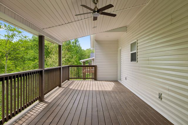 553 Skyview Dr, Ashland City, TN 37015
