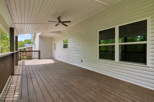 553 Skyview Dr, Ashland City, TN 37015
