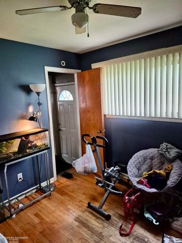 25064 Ronald Road, Roseville, MI 48066