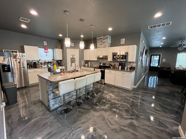 6443 ELMER BLVD, San Antonio, TX 78227