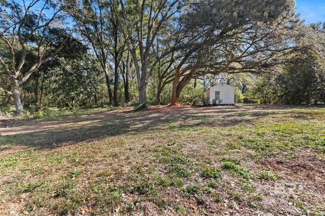 23774 Grant Drive, Loxley, AL 36551