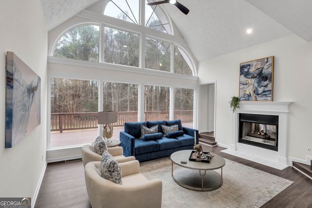 165 Heath Way, Fayetteville, GA 30214