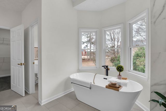 165 Heath Way, Fayetteville, GA 30214