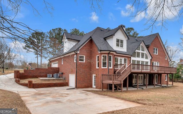 165 Heath Way, Fayetteville, GA 30214