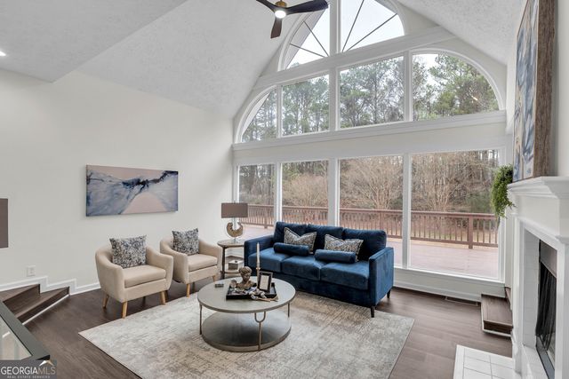 165 Heath Way, Fayetteville, GA 30214