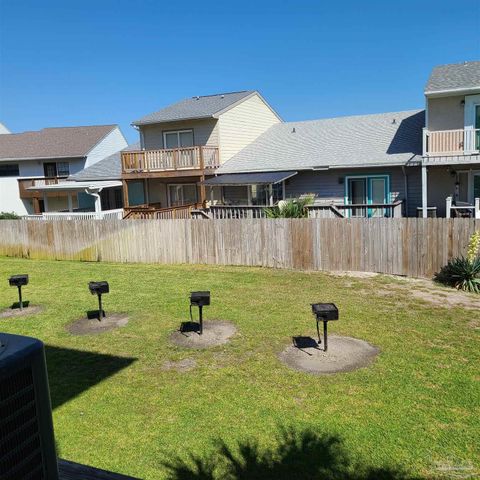 8436 Gulf Blvd, Navarre, FL 32566