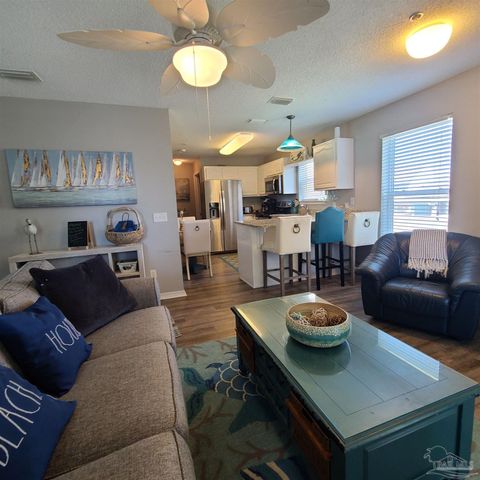 8436 Gulf Blvd, Navarre, FL 32566