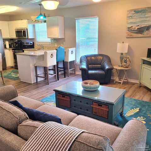 8436 Gulf Blvd, Navarre, FL 32566