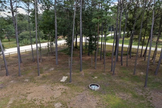 30 Libby Drive, Cleveland, TX 77328