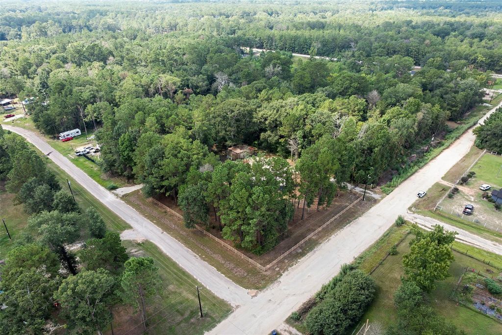 30 Libby Drive, Cleveland, TX 77328