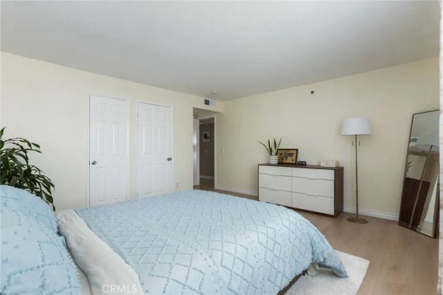 726 Elm Avenue 404, Long Beach, CA 90813
