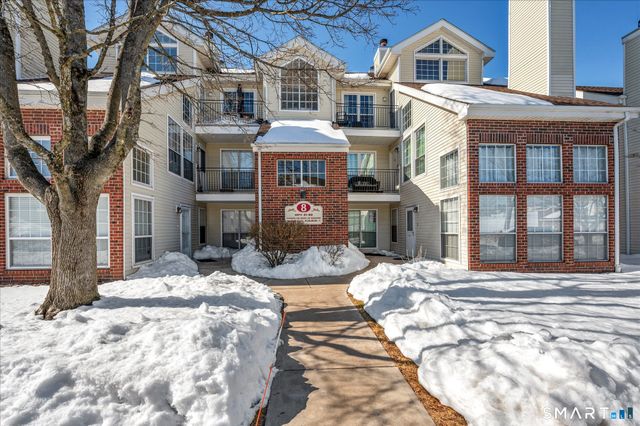 44 Carriage Crossing Lane 44, Middletown, CT 06457