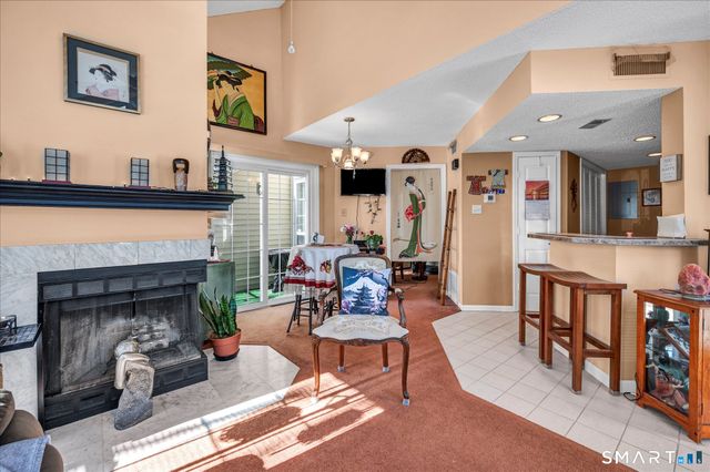 44 Carriage Crossing Lane 44, Middletown, CT 06457