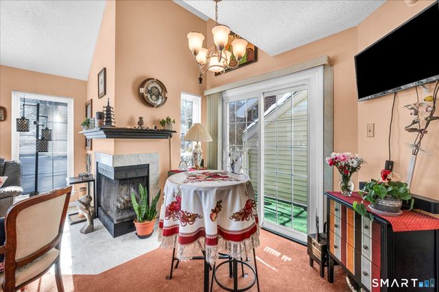 44 Carriage Crossing Lane 44, Middletown, CT 06457