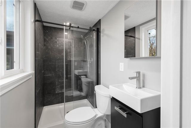 110 Demmel Drive, Peters Twp, PA 15317