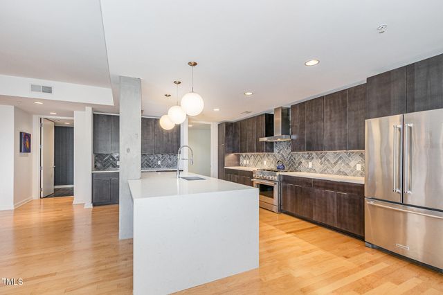 523 S West Street 402, Raleigh, NC 27601