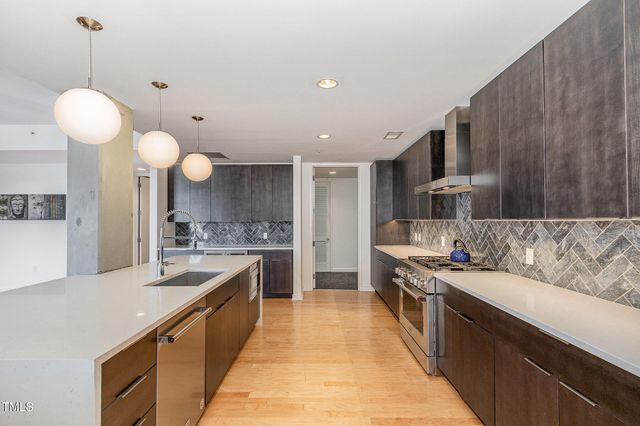 523 S West Street 402, Raleigh, NC 27601