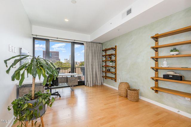 523 S West Street 402, Raleigh, NC 27601